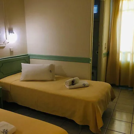 Otel Aegli 1876 Tínos